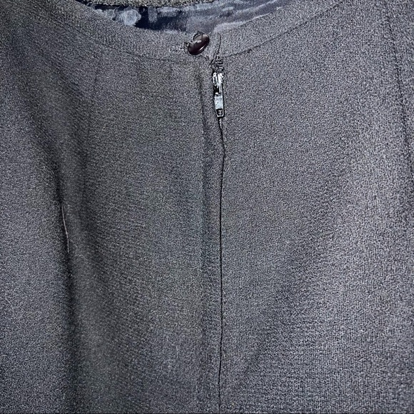 Long black skirt - Picture 3 of 7